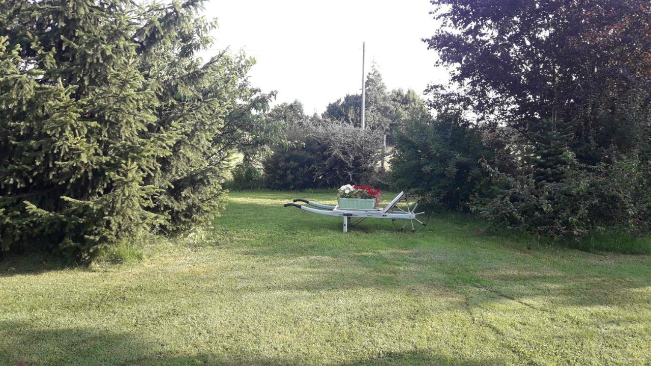Chambre D'Hote Avec Piscine Couverte Coulaines Esterno foto